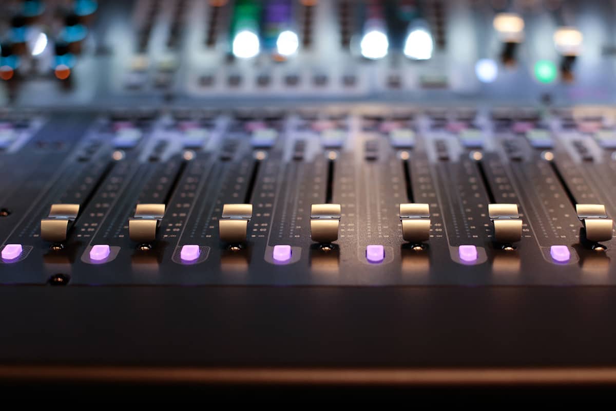 mixer music console