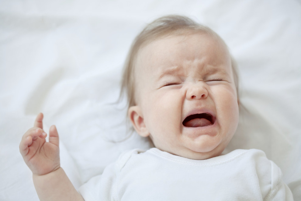22 Things That Go Through a Mom’s Mind When Her Baby Wakes Up Crying