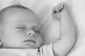 Sleep Training: Dos & Don’ts of Letting Your Baby ‘Cry It Out’