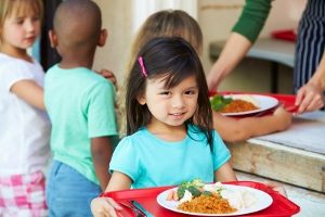 ‘Lunch Shaming’ Policy Humiliates Kids & Drives School Cafeteria Worker to Quit Her Job