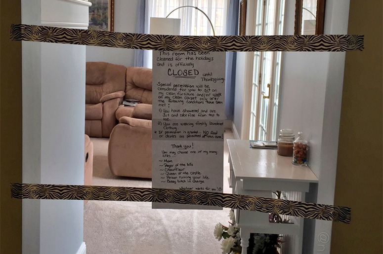 Mom Posts Note: Living Room Closed ‘Til Thanksgiving!