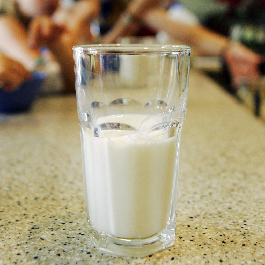 Fewer US teens smoking, doing drugs … and drinking milk