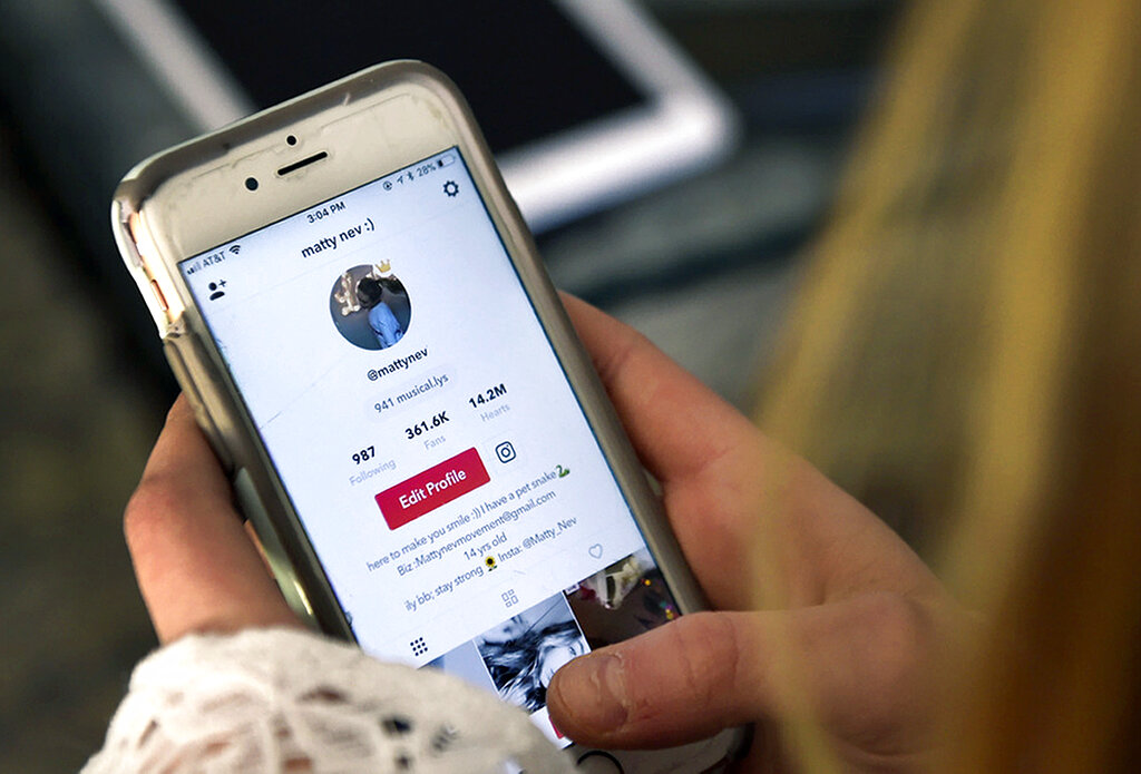 Teen video app Musical.ly agrees to FTC fine