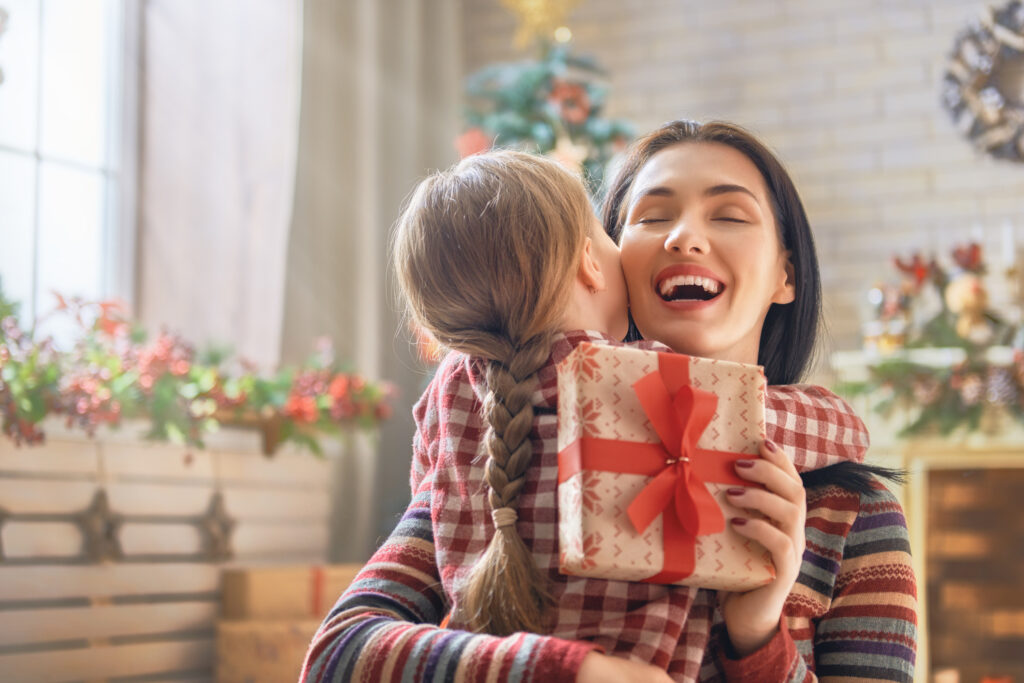 5 Last-Minute Gifts Moms Actually Want This Christmas
