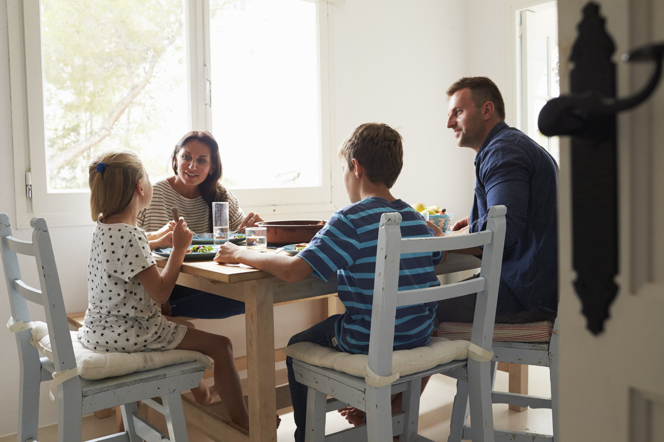5 Instagram Accounts to Follow for Healthy Meals for the Whole Family